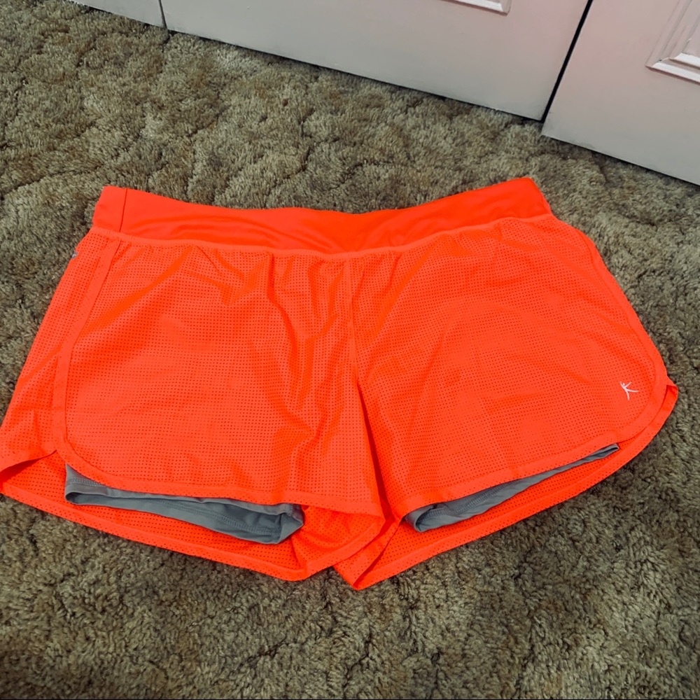 Running shorts